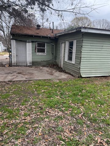 422 W 76th Street, Shreveport, LA 71106