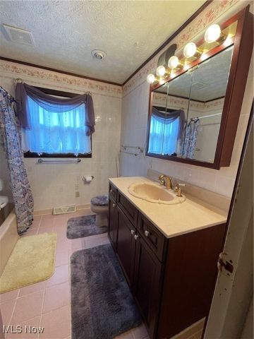 15995 Elbrook Street NE, Alliance, OH 44601