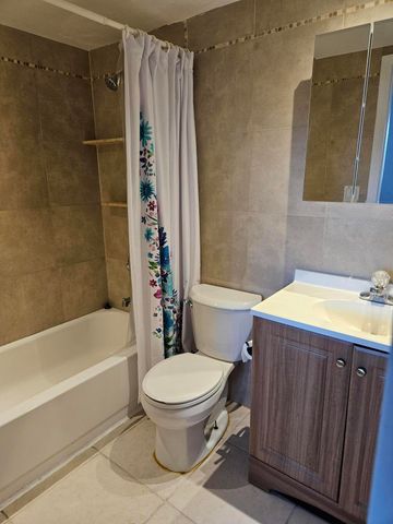 8000 S Colony Cir S 207, Tamarac, FL 33321