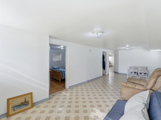 3235 N Kildare Avenue, Chicago, IL 60641