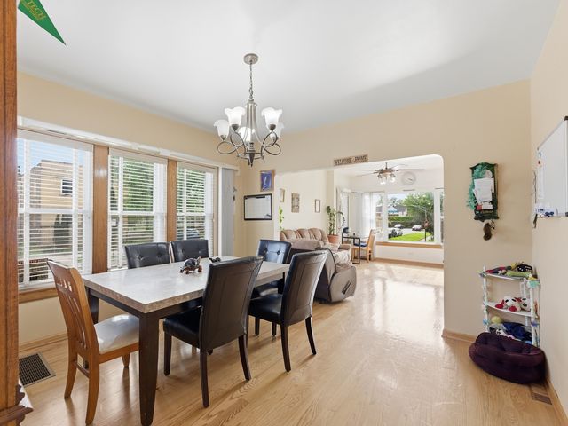 3235 N Kildare Avenue, Chicago, IL 60641