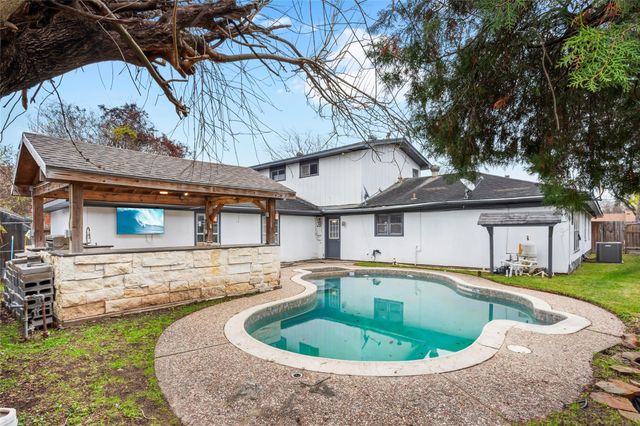 8406 Glen Valley Drive, Houston, TX 77061