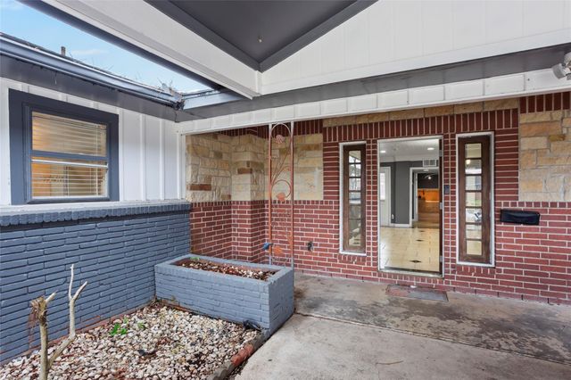 8406 Glen Valley Drive, Houston, TX 77061