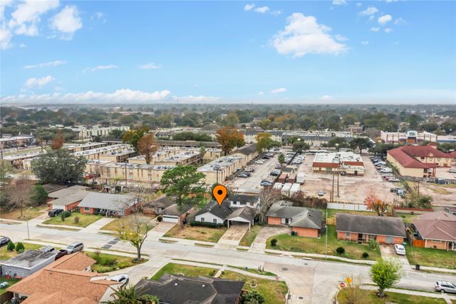 8406 Glen Valley Drive, Houston, TX 77061