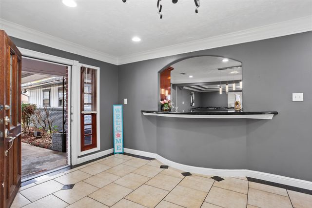 8406 Glen Valley Drive, Houston, TX 77061