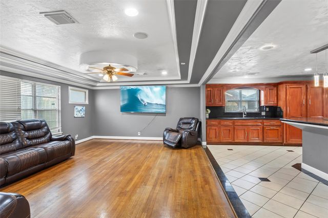 8406 Glen Valley Drive, Houston, TX 77061