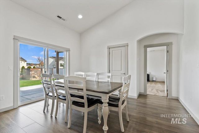 482 Fox Lantern Court, Middleton, ID 83644