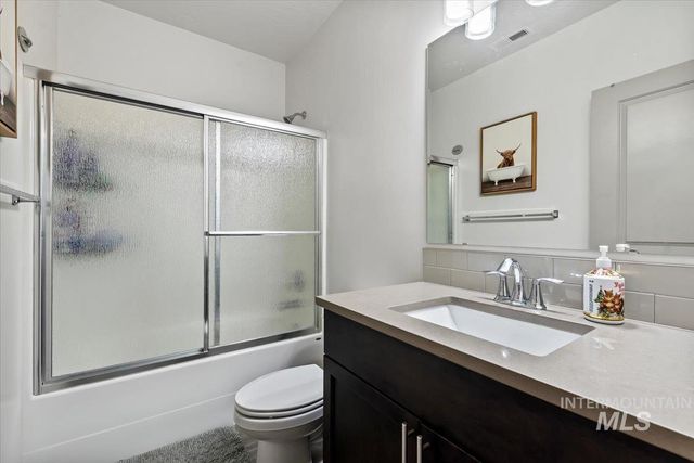 482 Fox Lantern Court, Middleton, ID 83644