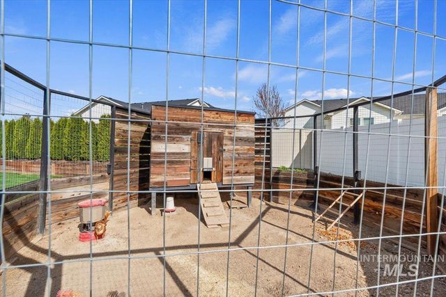 482 Fox Lantern Court, Middleton, ID 83644