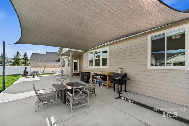 482 Fox Lantern Court, Middleton, ID 83644