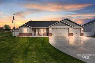 482 Fox Lantern Court, Middleton, ID 83644