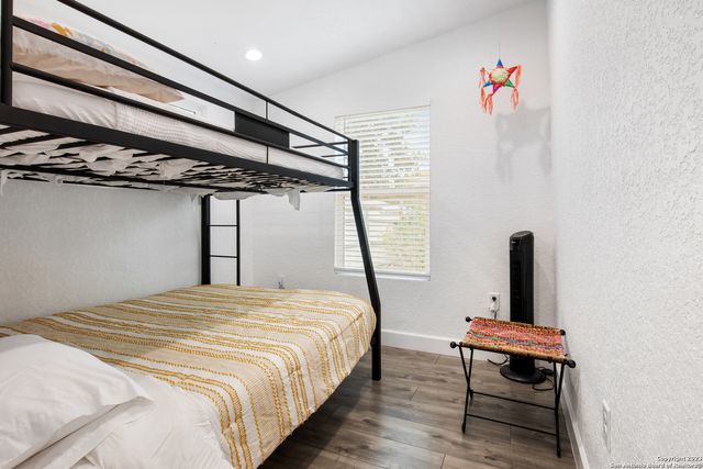 908 DREISS ST, San Antonio, TX 78210