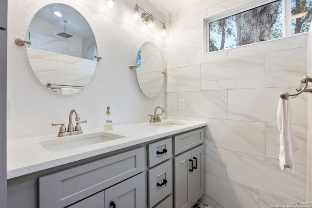 908 DREISS ST, San Antonio, TX 78210