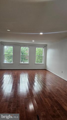 10215 FOUNTAIN CIR, Manassas, VA 20110