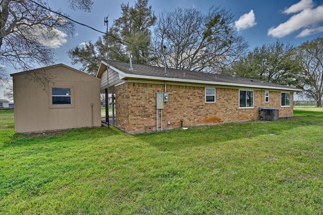 3249 Newsom Road, Bellville, TX 77418