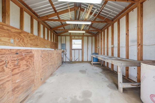 3249 Newsom Road, Bellville, TX 77418