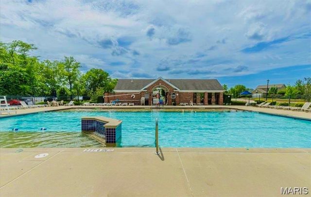 343 Shady Rock Lane, O'fallon, MO 63368