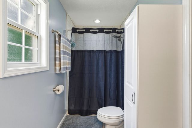 209 Kathie Court, Vine Grove, KY 40175