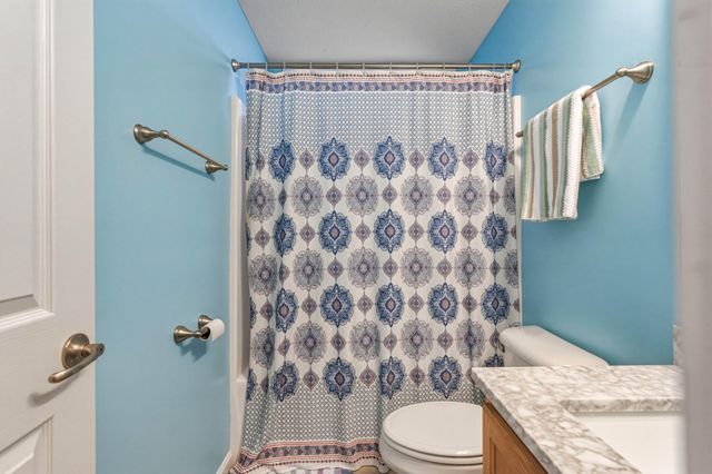 209 Kathie Court, Vine Grove, KY 40175