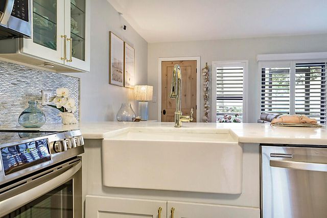 1605 S Us Highway 1 V6-102, Jupiter, FL 33477