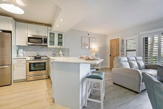 1605 S Us Highway 1 V6-102, Jupiter, FL 33477