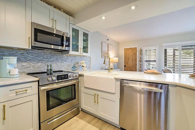 1605 S Us Highway 1 V6-102, Jupiter, FL 33477