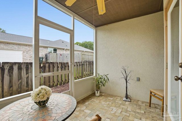 1437 Kings Rd, Cantonment, FL 32533