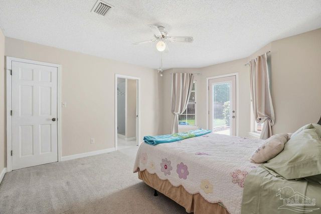 1437 Kings Rd, Cantonment, FL 32533