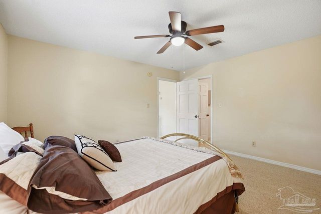 1437 Kings Rd, Cantonment, FL 32533