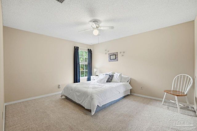 1437 Kings Rd, Cantonment, FL 32533