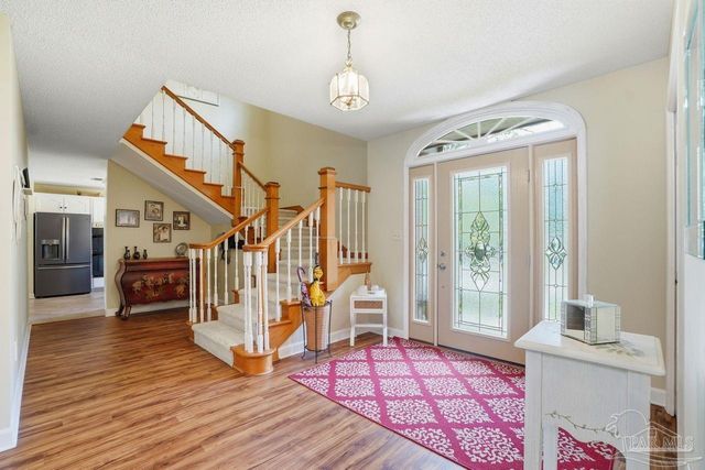 1437 Kings Rd, Cantonment, FL 32533