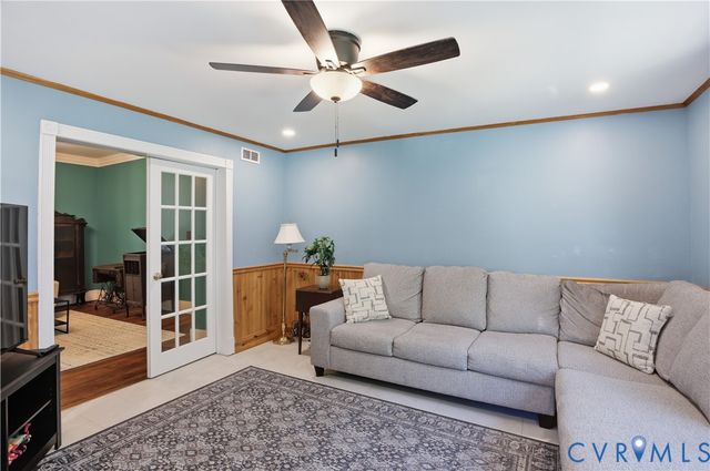 4606 Lee St, Chester, VA 23831