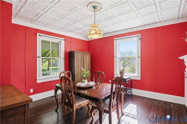 4606 Lee St, Chester, VA 23831