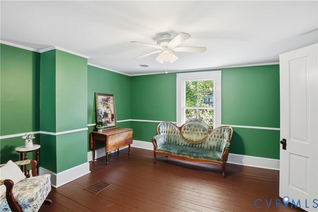 4606 Lee St, Chester, VA 23831