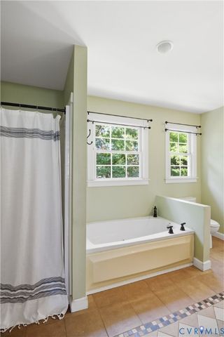 4606 Lee St, Chester, VA 23831