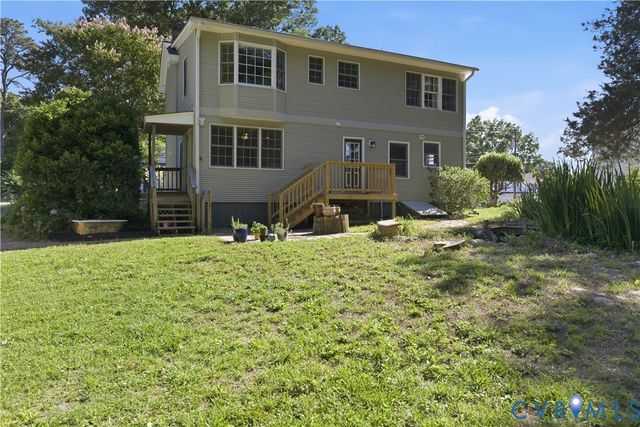 4606 Lee St, Chester, VA 23831