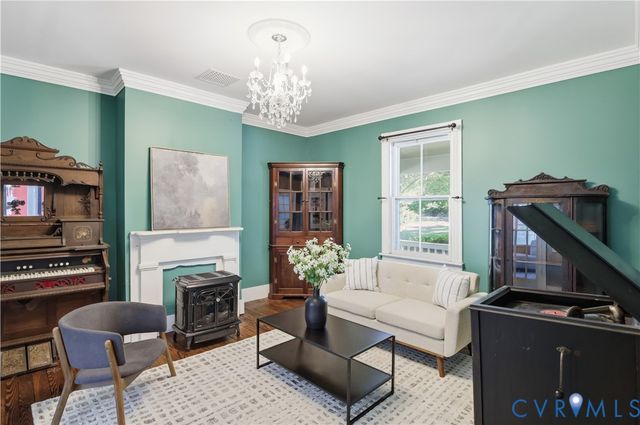 4606 Lee St, Chester, VA 23831