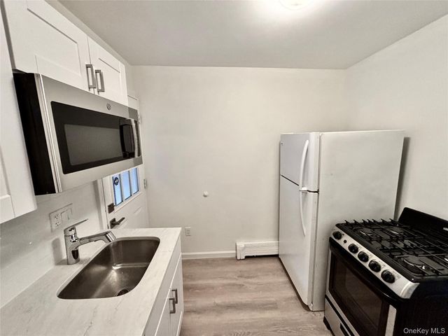 28 Davis Street 1, Beacon, NY 12508
