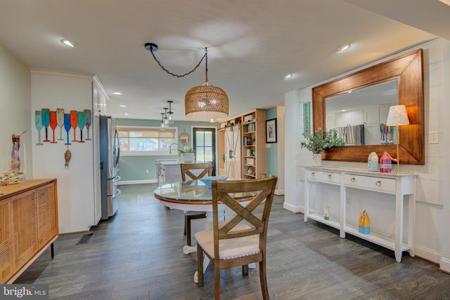 162 SHORE DR, Colonial Beach, VA 22443