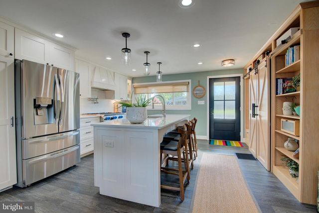 162 SHORE DR, Colonial Beach, VA 22443