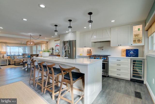 162 SHORE DR, Colonial Beach, VA 22443