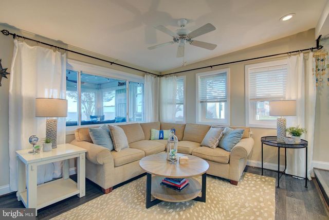 162 SHORE DR, Colonial Beach, VA 22443