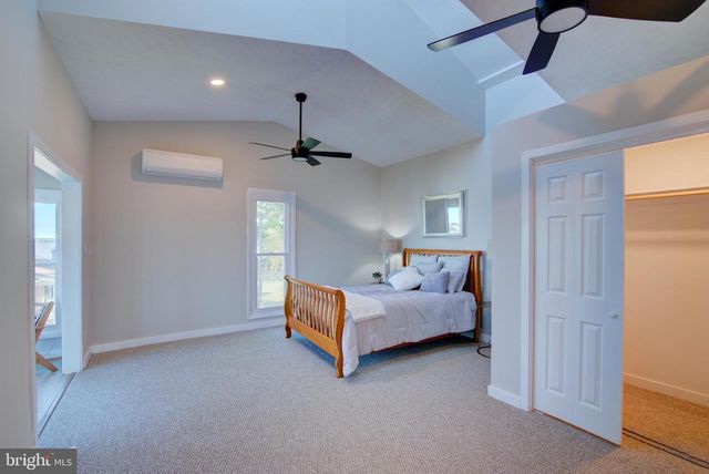162 SHORE DR, Colonial Beach, VA 22443