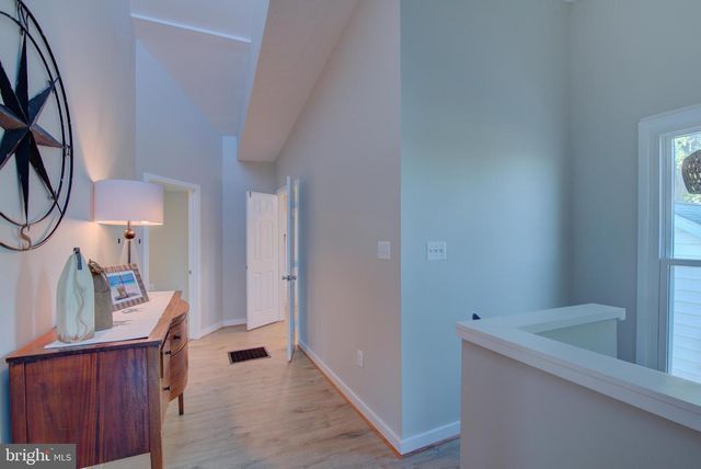 162 SHORE DR, Colonial Beach, VA 22443