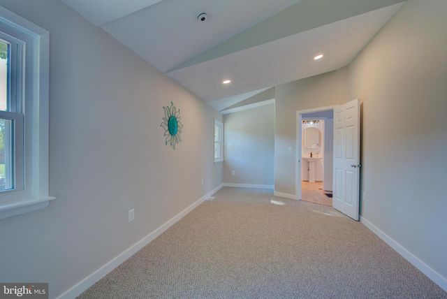 162 SHORE DR, Colonial Beach, VA 22443