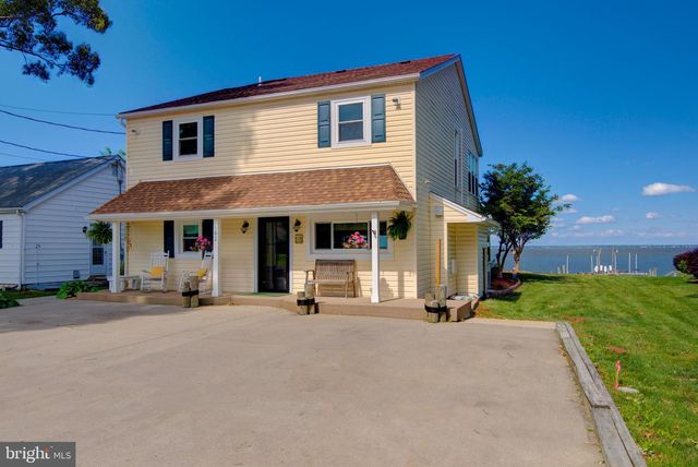 162 SHORE DR, Colonial Beach, VA 22443