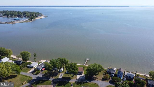162 SHORE DR, Colonial Beach, VA 22443
