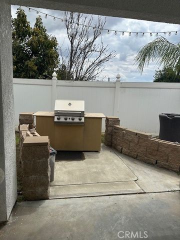 2311 Volya Court, Colton, CA 92324