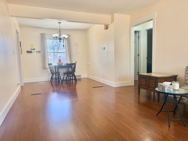 2022 S Old Manor Rd, Wichita, KS 67218