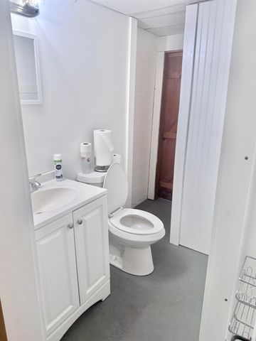 2022 S Old Manor Rd, Wichita, KS 67218